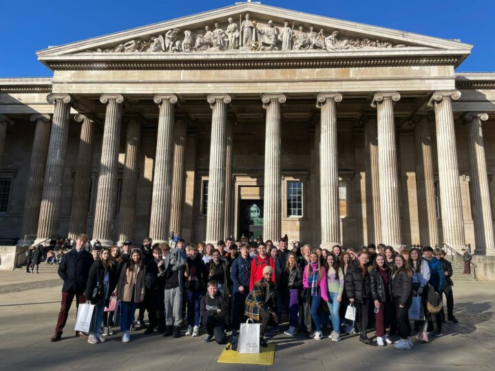 Classics & Latin students visit London